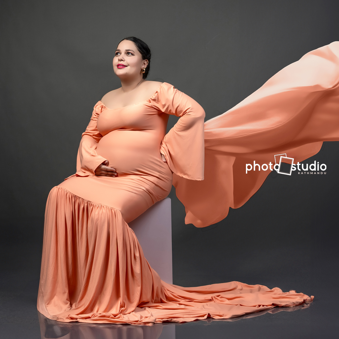 Premium Maternity Photoshoot Package